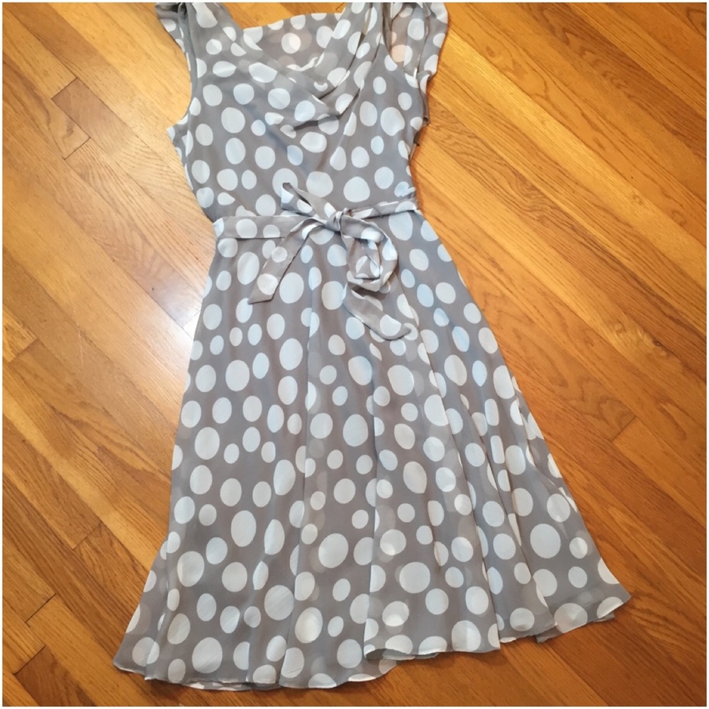 ☀️NWT☀️MSK Grey & White Dot Flowy Low Back Dress - Picture 5 of 7